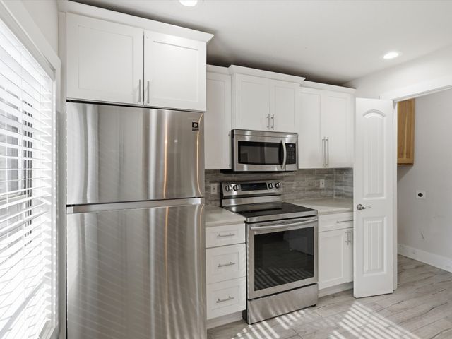 701 Audra Lane, Denton, TX 76209