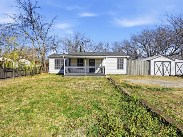 701 Audra Lane, Denton, TX 76209