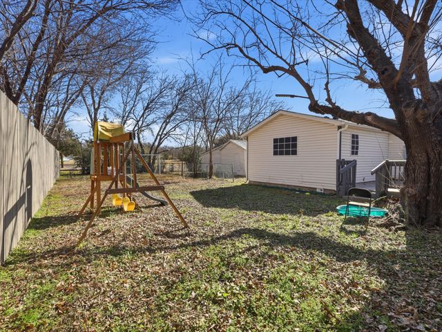 701 Audra Lane, Denton, TX 76209