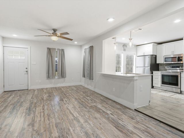 701 Audra Lane, Denton, TX 76209