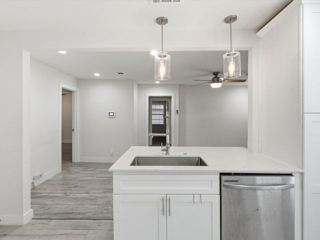 701 Audra Lane, Denton, TX 76209