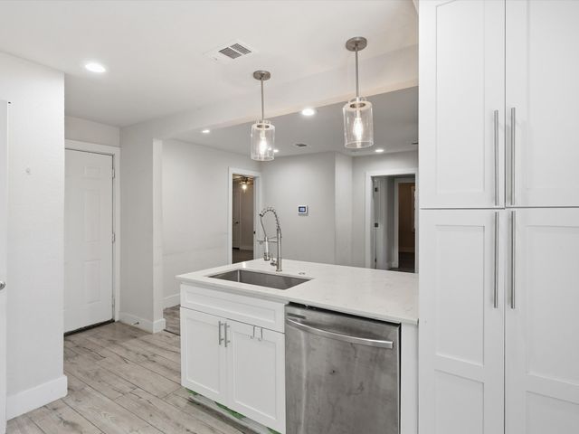 701 Audra Lane, Denton, TX 76209