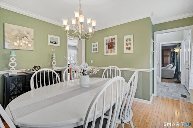 27 Merriman Lane, Wallingford, CT 06492