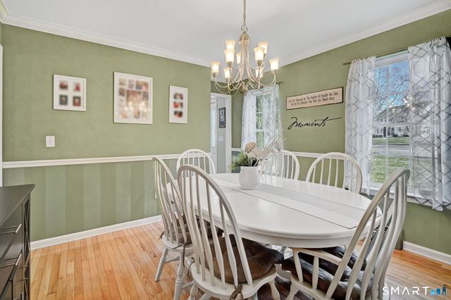 27 Merriman Lane, Wallingford, CT 06492