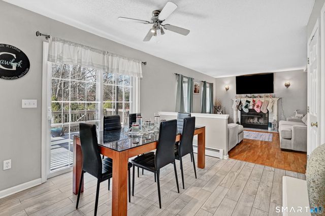 27 Merriman Lane, Wallingford, CT 06492