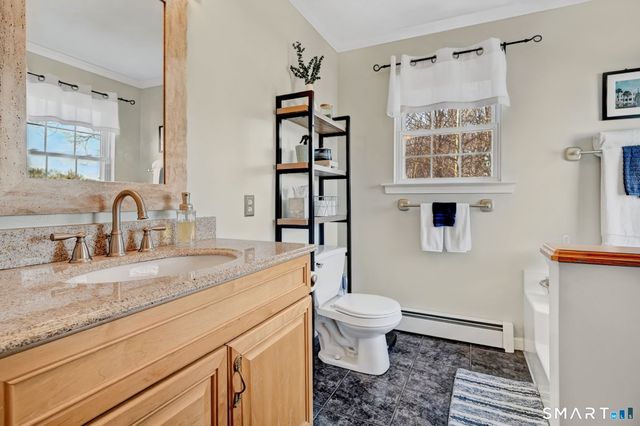 27 Merriman Lane, Wallingford, CT 06492