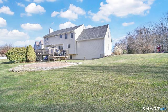 27 Merriman Lane, Wallingford, CT 06492
