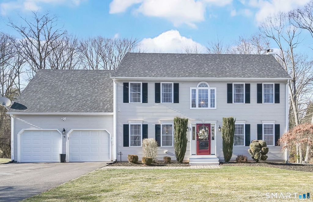 27 Merriman Lane, Wallingford, CT 06492