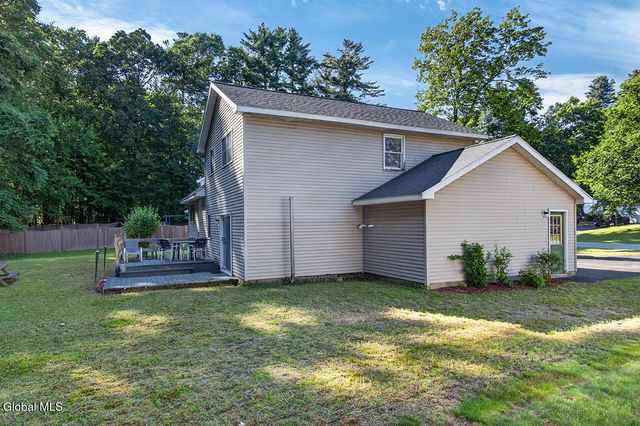 68 Wineberry Lane, Malta, NY 12020