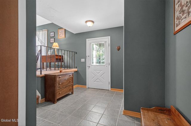 68 Wineberry Lane, Malta, NY 12020