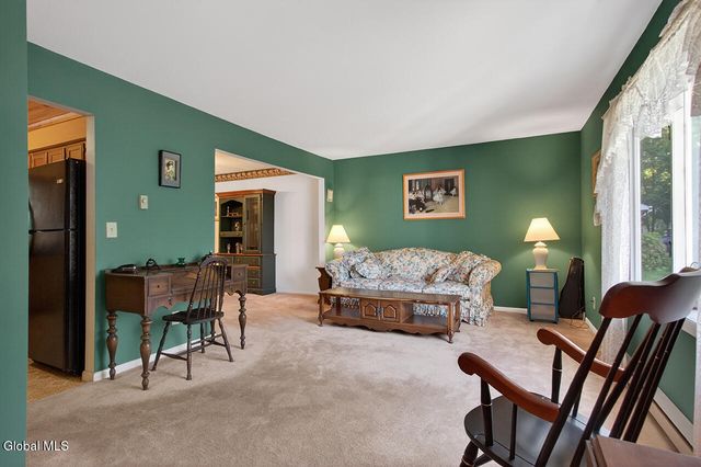 68 Wineberry Lane, Malta, NY 12020