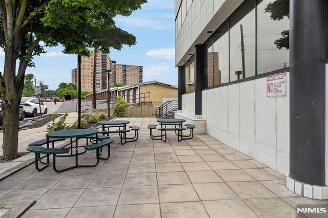 2160 N Central Road 308, Fort Lee, NJ 07024