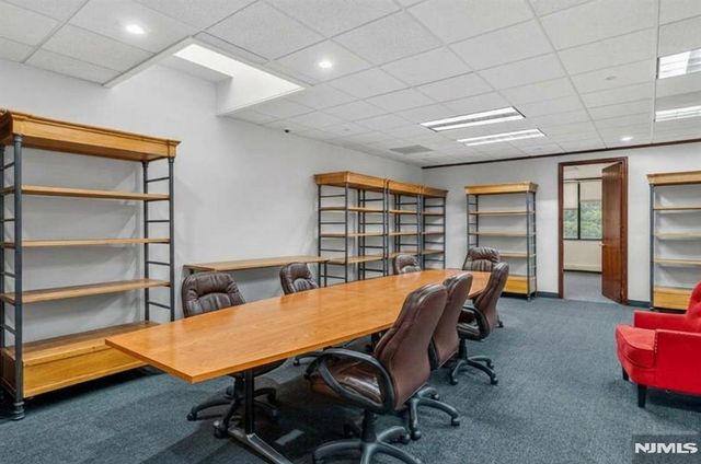2160 N Central Road 308, Fort Lee, NJ 07024