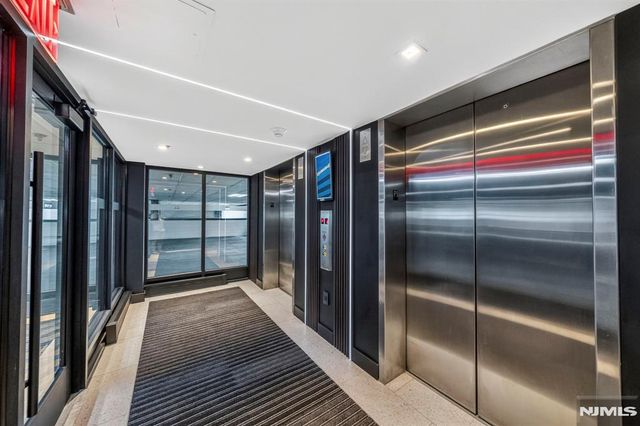 2160 N Central Road 308, Fort Lee, NJ 07024