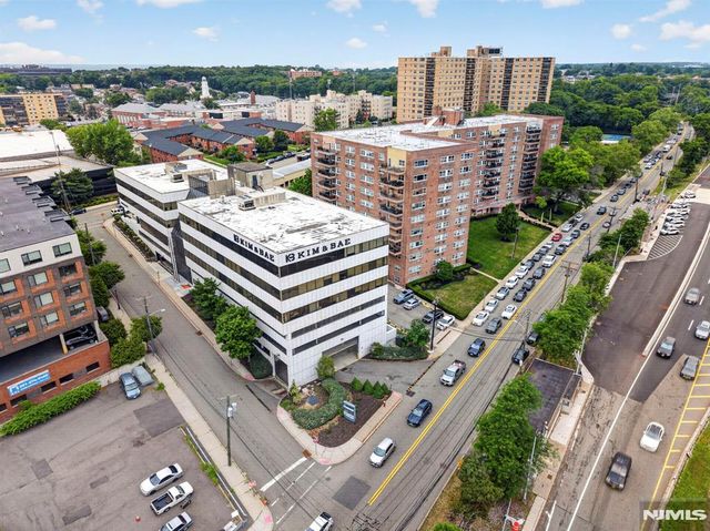 2160 N Central Road 308, Fort Lee, NJ 07024