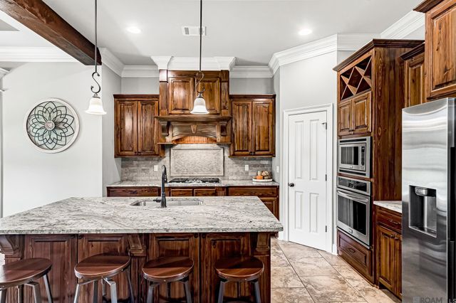 39102 Driftwood Crossing Ct, Gonzales, LA 70737