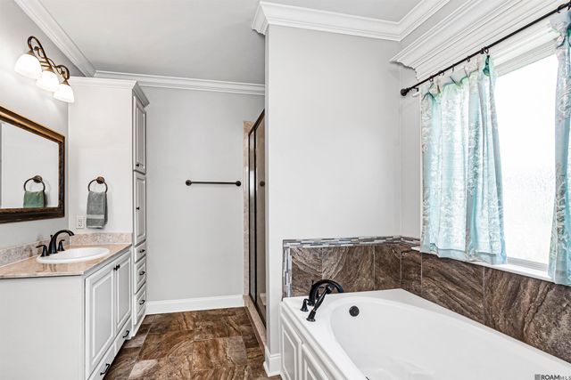 39102 Driftwood Crossing Ct, Gonzales, LA 70737