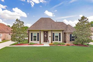39102 Driftwood Crossing Ct, Gonzales, LA 70737