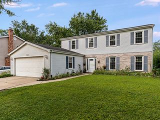 1012 Apple Lane, Lombard, IL 60148