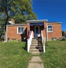 3901 Everlawn St, West Mifflin, PA 15122