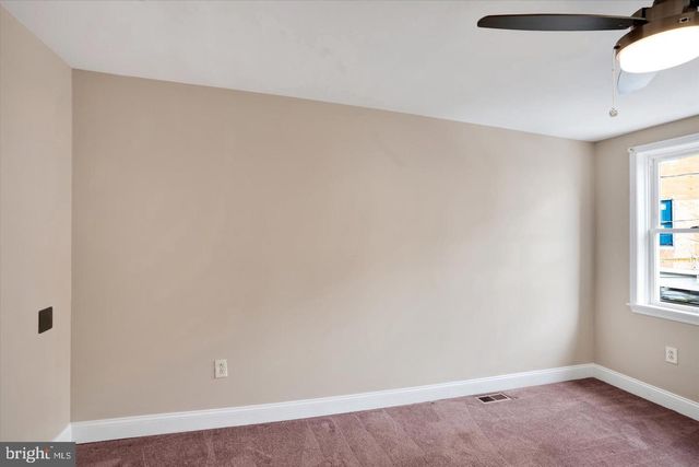 2010 E BOSTON ST, Philadelphia, PA 19125