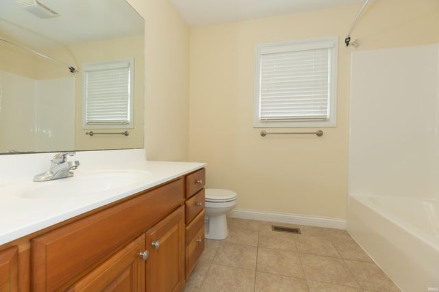 4449 Winsley Cove, Evansville, IN 47725