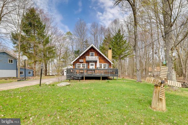2158 TUSCARORA DR, Pocono Lake, PA 18347