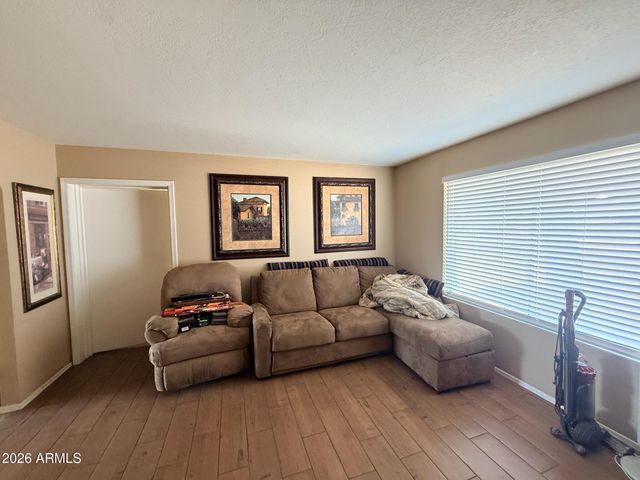 1727 W MICHIGAN Avenue, Phoenix, AZ 85023