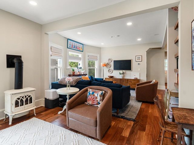 54 Bayview Street, Burlington, VT 05401