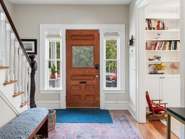 54 Bayview Street, Burlington, VT 05401