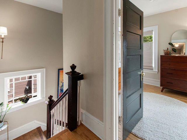 54 Bayview Street, Burlington, VT 05401