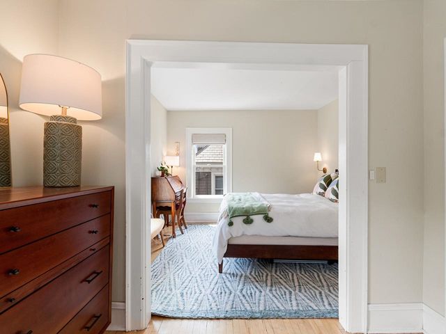 54 Bayview Street, Burlington, VT 05401
