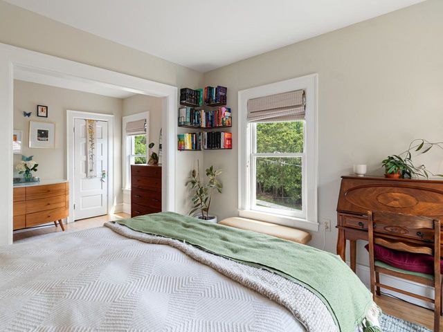 54 Bayview Street, Burlington, VT 05401
