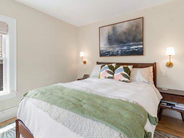 54 Bayview Street, Burlington, VT 05401