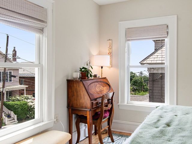 54 Bayview Street, Burlington, VT 05401