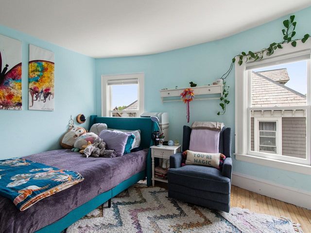 54 Bayview Street, Burlington, VT 05401