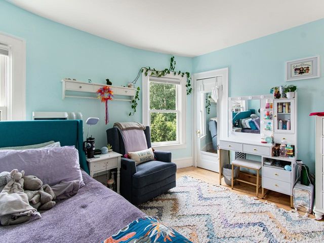 54 Bayview Street, Burlington, VT 05401