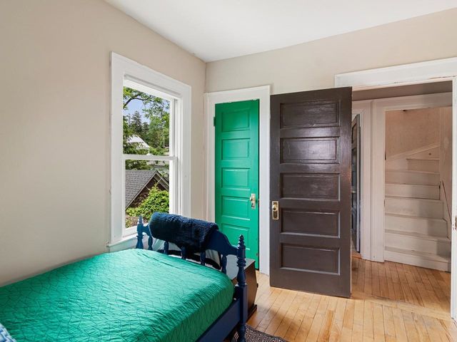 54 Bayview Street, Burlington, VT 05401