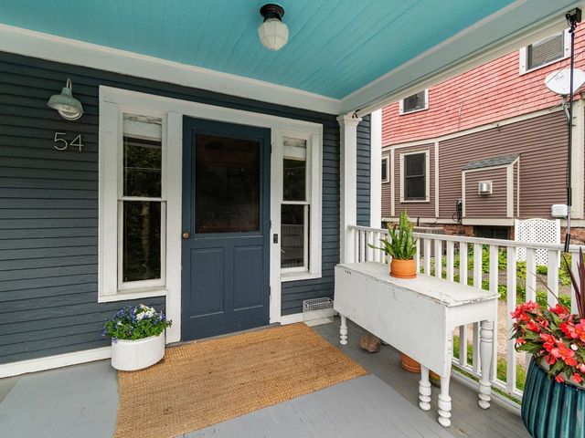 54 Bayview Street, Burlington, VT 05401