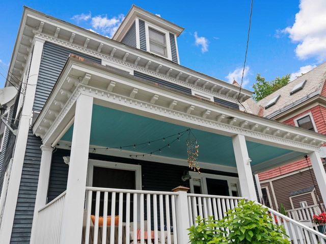 54 Bayview Street, Burlington, VT 05401