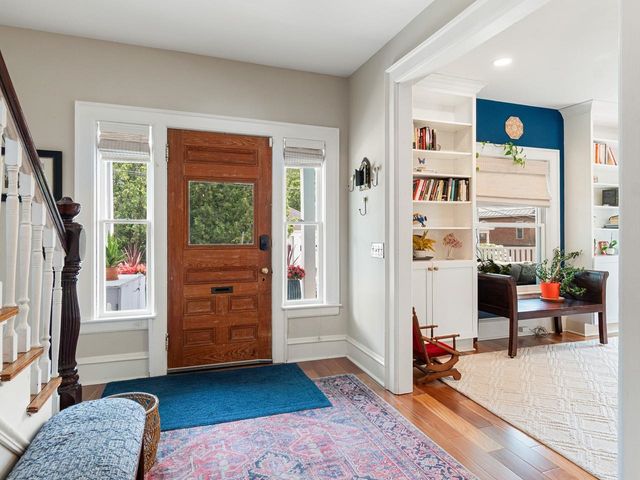 54 Bayview Street, Burlington, VT 05401