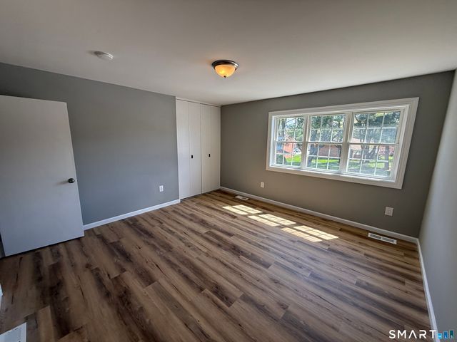 46 Salem Walk 46, Milford, CT 06460