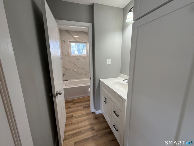 46 Salem Walk 46, Milford, CT 06460