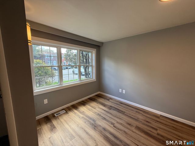 46 Salem Walk 46, Milford, CT 06460