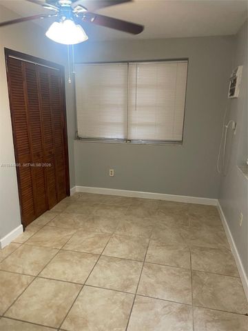 951 SW 9th St Side, Miami, FL 33130