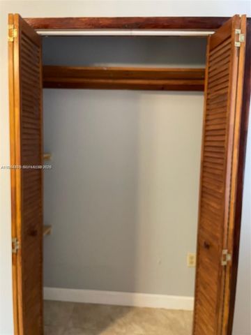 951 SW 9th St Side, Miami, FL 33130