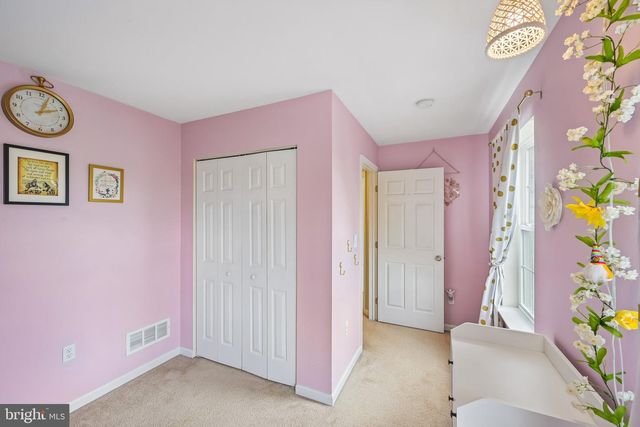 2041 SUNNYVALE DR, Pennsburg, PA 18073