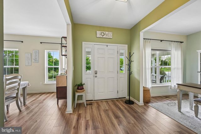 2041 SUNNYVALE DR, Pennsburg, PA 18073