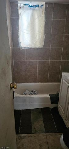 378 Valley St A2, South Orange Village Twp., NJ 07079