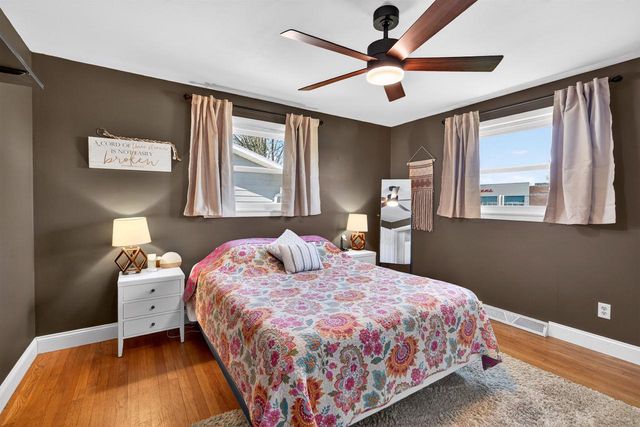 2505 LAVERNE LANE, Kaukauna, WI 54130